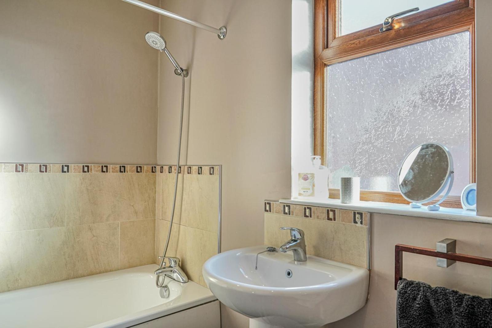3 Bed House, Quiet Location Close To Bangor المظهر الخارجي الصورة